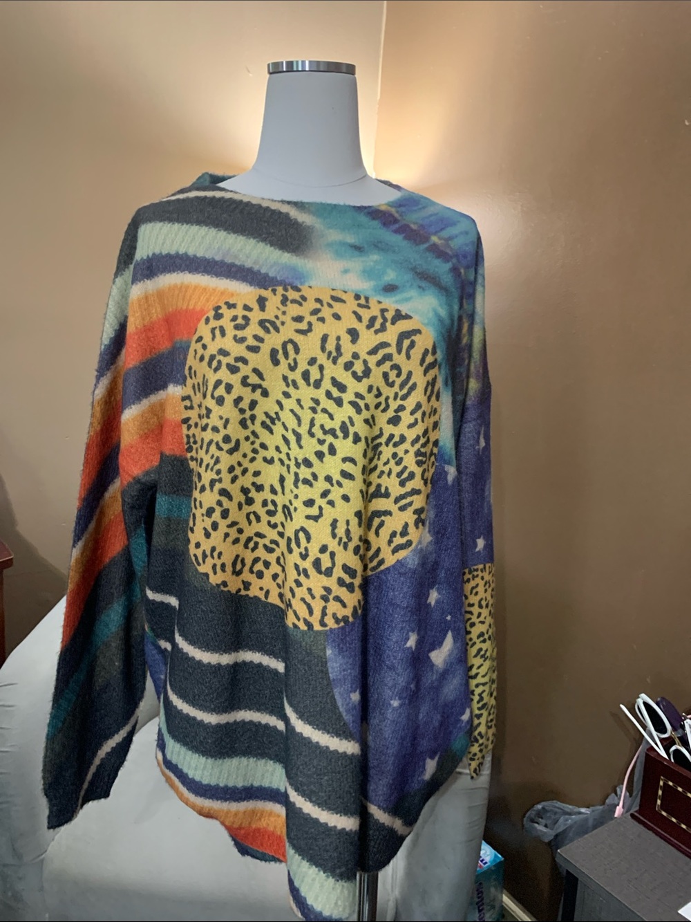 Yesno sweater